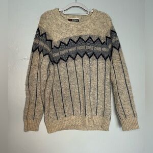 Samband of Iceland wool pull over sweater grey and blue‎